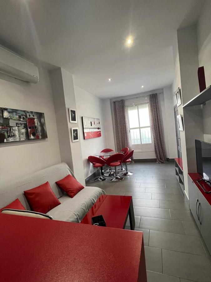 180 Home Un Sueno En El Corazon De Triana Voluntad Sevilla Kültér fotó